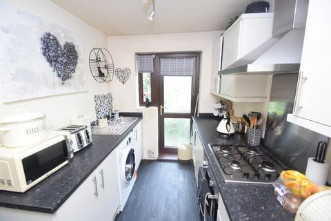 2 bedroom detached bungalow for sale, Sinden Mews, Bradford BD10