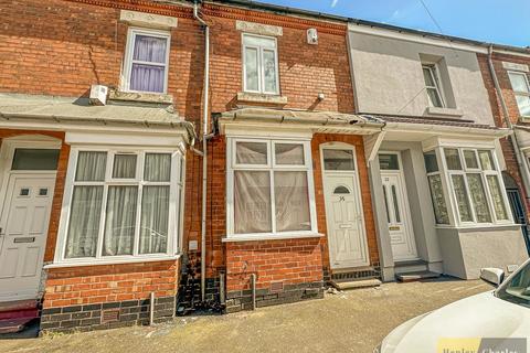 2 bedroom terraced house to rent, Blackford Street, Birmingham B18