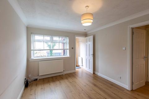 2 bedroom flat for sale, Maple Avenue, Dumbarton, G82 5HT