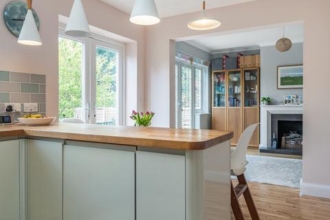 68 Cambridge Road, Carshalton, SM5 3QS