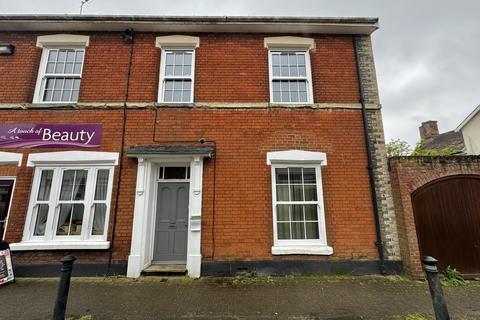 Property to rent, George Street, Hadleigh