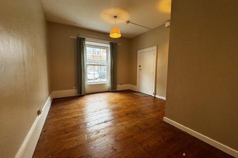 Property to rent, George Street, Hadleigh