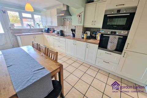 4 bedroom terraced house for sale, Hightown Gardens, Ringwood BH24