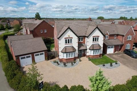 5 bedroom detached house for sale, Emerson Close, Chase Meadow, Warwick
