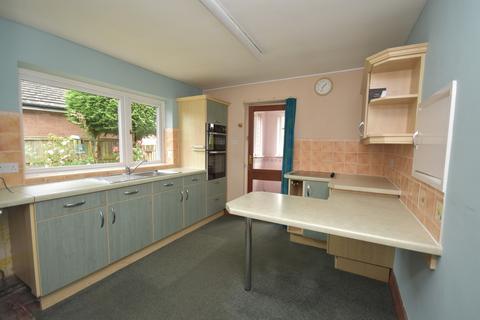 4 bedroom detached house for sale, Alkington Road, Whitchurch
