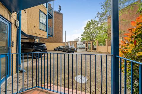 2 bedroom apartment for sale, Edison Road, Bromley