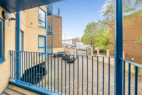 2 bedroom apartment for sale, Edison Road, Bromley