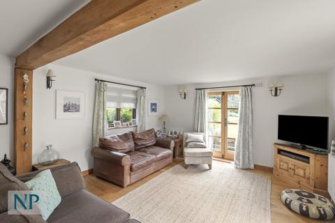 3 bedroom cottage for sale, Dedham Road, Colchester CO4