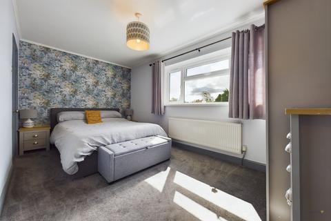 76 Stanley Crescent, Uttoxeter, ST14 7BD
