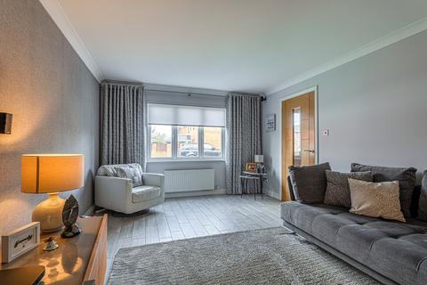 63 Coxswain Drive, Troon, KA10 7NG