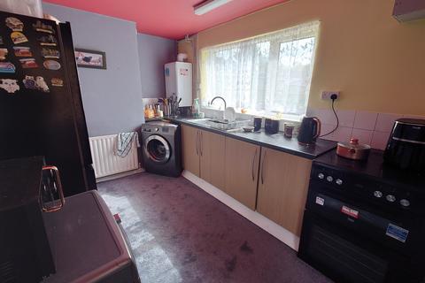 3 bedroom semi-detached house for sale, Victoria Avenue, Kidsgrove, Stoke-on-Trent