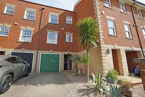 3 bedroom terraced house for sale, Captains Row, Old Portsmouth PO1