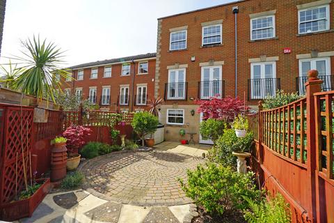 3 bedroom terraced house for sale, Captains Row, Old Portsmouth PO1