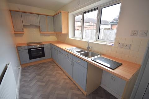 3 bedroom terraced house to rent, Stanley Road, Doncaster DN7