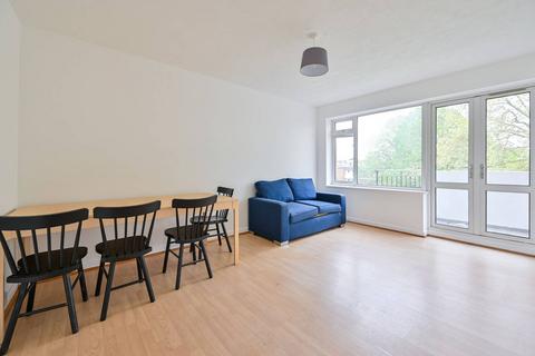 3 bedroom flat to rent, Thessaly Road, Battersea, London, SW8