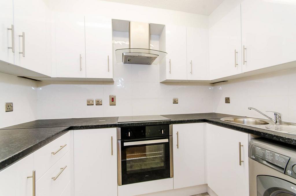 Perivale, Perivale, Wembley, HA0 1 bed flat to rent £1,450 pcm (£335 pw)
