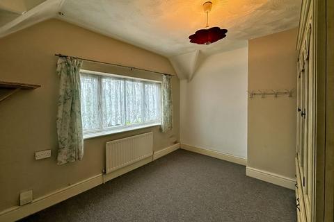 65 Beeches Road, Walsall, WS3 1EZ