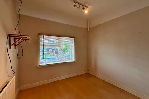 65 Beeches Road, Walsall, WS3 1EZ