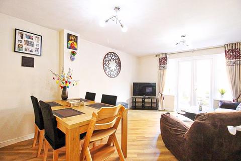 3 bedroom townhouse for sale, Goodrich Mews, UPPER GORNAL, DY3 2FB