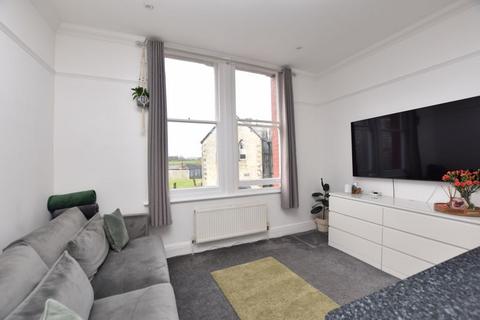 1 bedroom apartment for sale, Market Place, St. Columb TR9