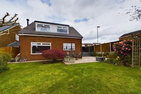 4 bedroom property for sale, Newhouse Road, Hopwood, Heywood, OL10