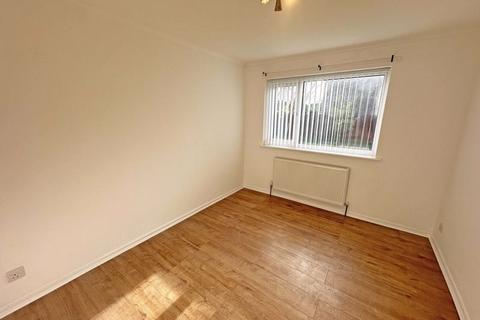 2 bedroom apartment to rent, Addington Drive, Wallsend