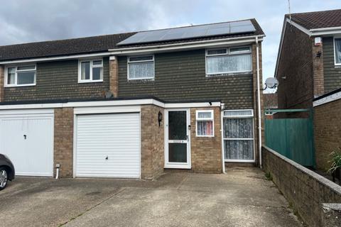 3 bedroom end of terrace house for sale, Bower Close, Holbury, Southampton, Hampshire, SO45