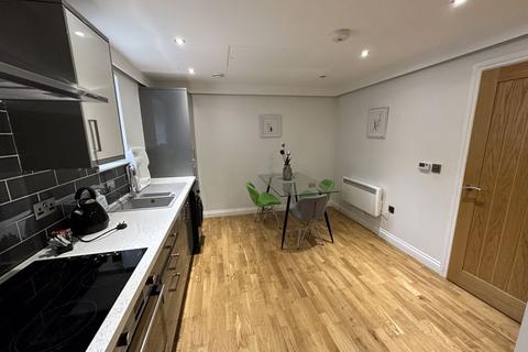 1 bedroom apartment to rent, Kirkgate, Huddersfield