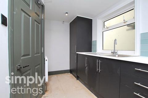 2 bedroom flat to rent, Oriental Place, Brighton