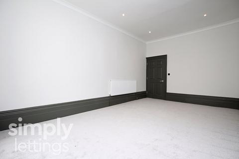 2 bedroom flat to rent, Oriental Place, Brighton