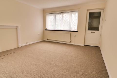 2 bedroom end of terrace house to rent, Keepers Walk, Leicester