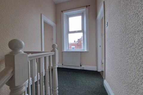 2 bedroom end of terrace house for sale, Vine Street, Wallsend