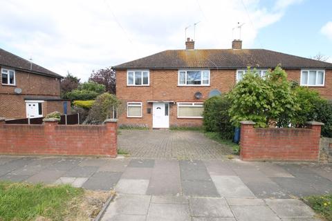 2 bedroom maisonette for sale, Dabbs Hill Lane, Northolt