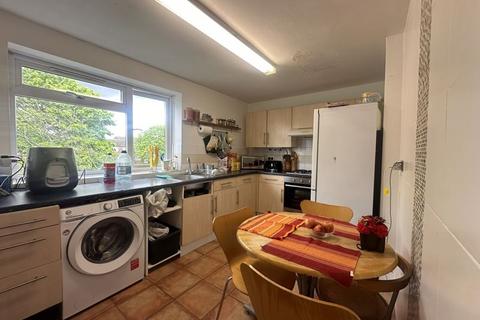 2 bedroom maisonette for sale, Union Road, Northolt