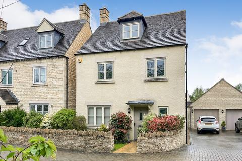 Fairford - 4 bedroom detached house for sale
