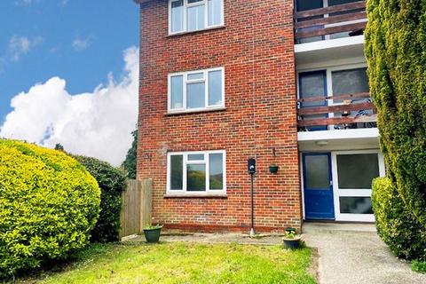 2 bedroom apartment to rent, St Cuthmans Road, Steyning