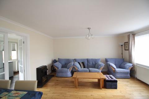 3 bedroom terraced house for sale, 10 Dunvegan Court, Alloa