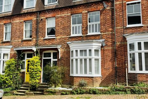 2 bedroom ground floor flat for sale, Grove Avenue, Tunbridge Wells TN1