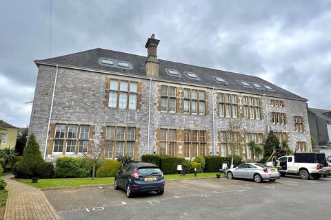 2 bedroom flat for sale, North Road West, Plymouth. A fabulous and hugely spacious 2 double bedroomed 2nd floor Duplex apartment. NO CHAIN!