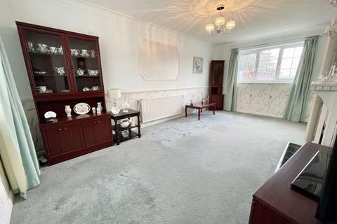 3 bedroom semi-detached house for sale, Southwood Road, Dunstable