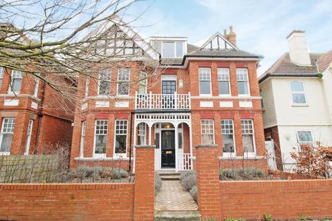 1 bedroom apartment for sale, Vallance Gardens, Hove