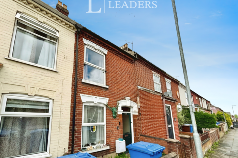 3 bedroom terraced house to rent, Silver Road, Norwich, NR3 4TG