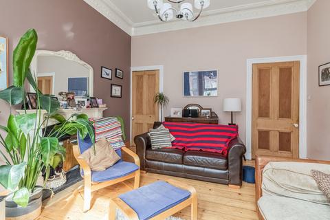 2 bedroom apartment to rent, 0/1, 80 Chancellor Street, Partickhill, Glasgow, G11 5RL