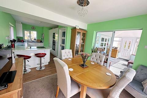 The Creg Walcot Lane, Drakes Broughton, Pershore, WR10 2AJ