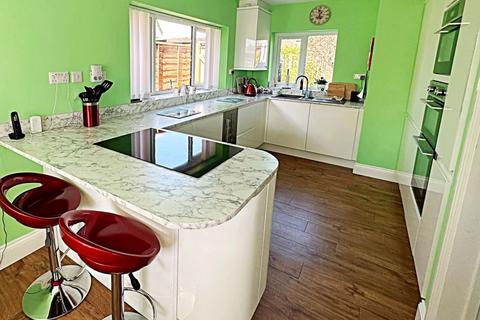 The Creg Walcot Lane, Drakes Broughton, Pershore, WR10 2AJ
