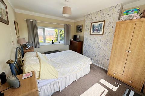 The Creg Walcot Lane, Drakes Broughton, Pershore, WR10 2AJ