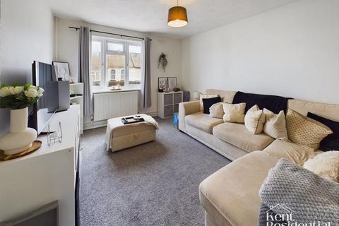 2 bedroom flat to rent, Alton Mews, Canterbury Street, Gillingham, ME7
