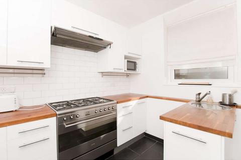 2 bedroom flat to rent, Camden Park Road, NW1