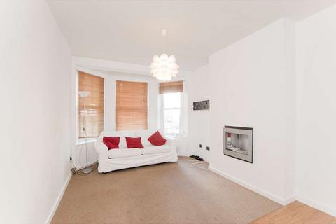 2 bedroom flat to rent, Camden Park Road, NW1