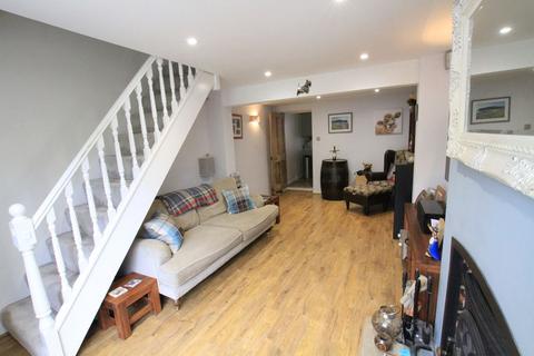2 bedroom character property for sale, COOKHAM DEAN SL6
